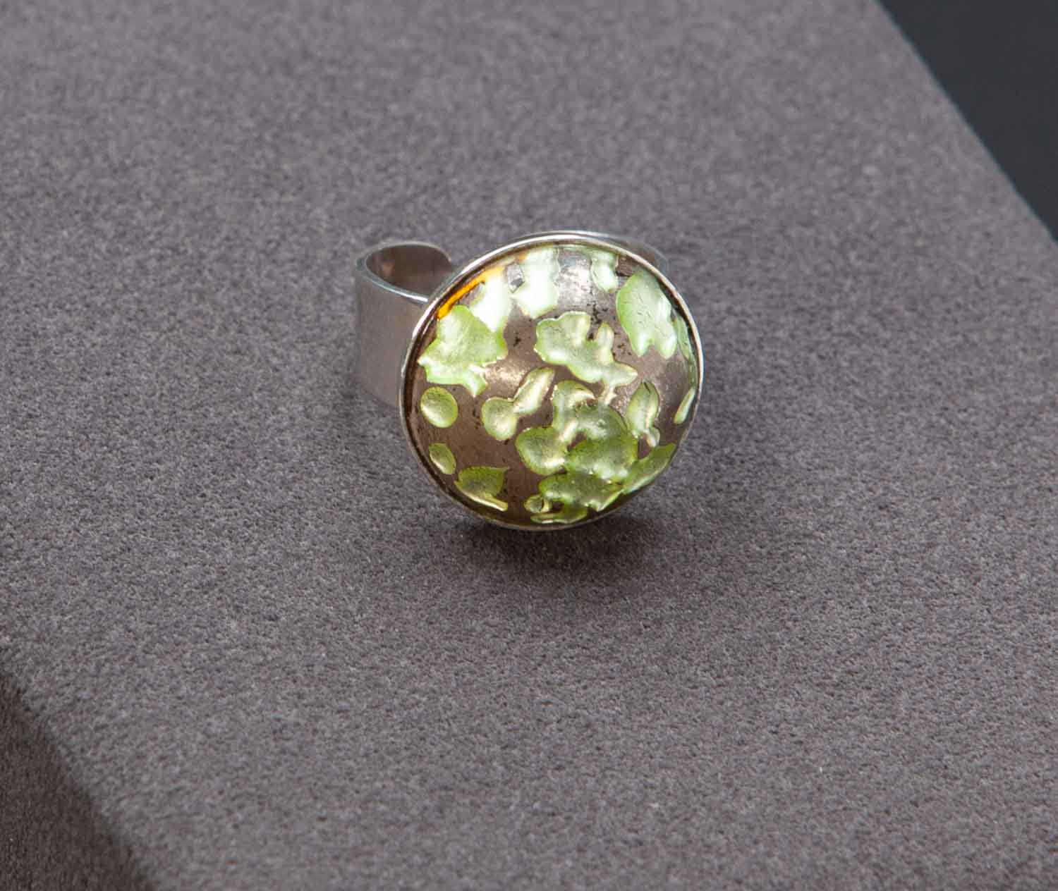 Ring
